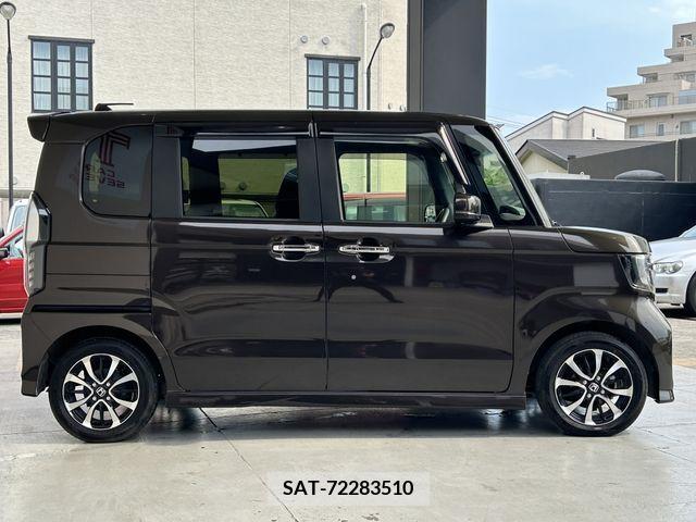 Honda N BOX CUSTOM 2018-01 347932-3