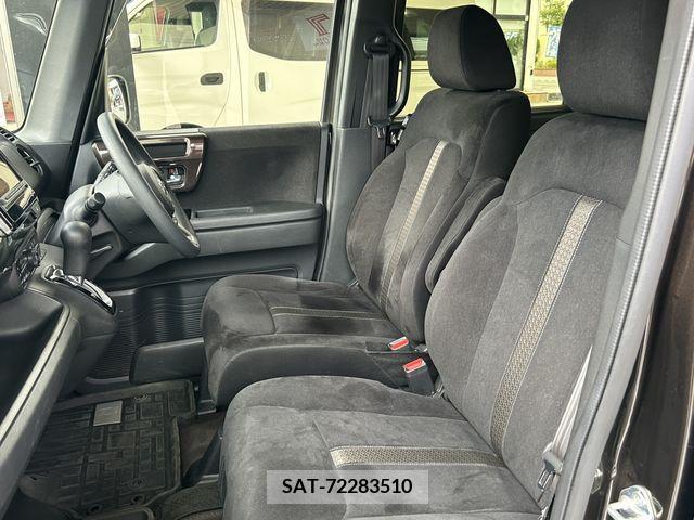 Honda N BOX CUSTOM 2018-01 347932-12