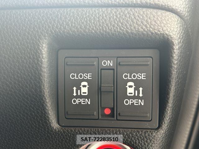 Honda N BOX CUSTOM 2018-01 347932-18