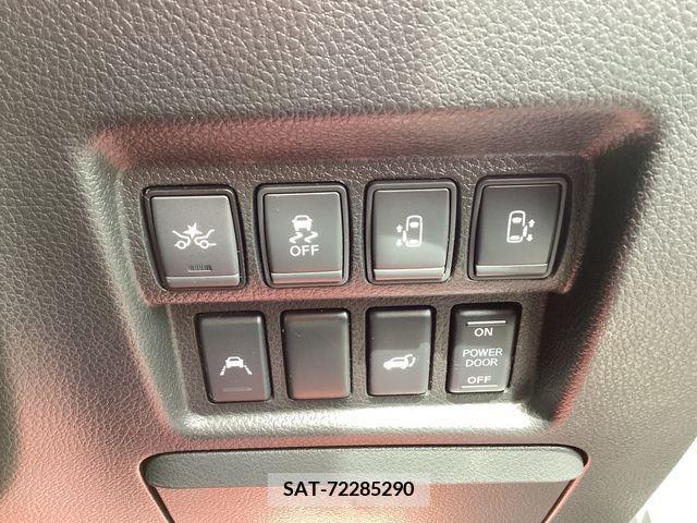 Nissan ELGRAND 2020-01 216270-9