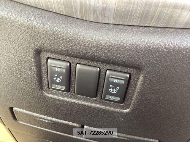 Nissan ELGRAND 2020-01 216270-17