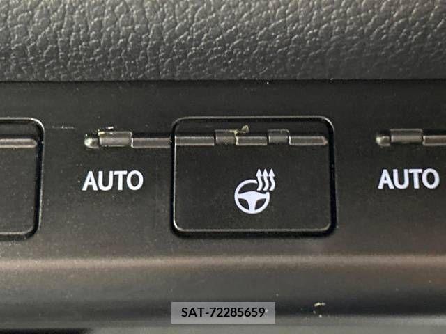 Lexus UX 2021-07 218138-7
