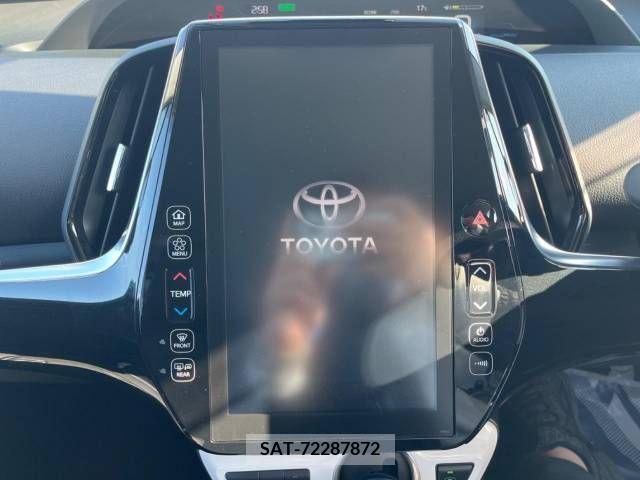 Toyota PRIUS PHV 2017-05 215867-2