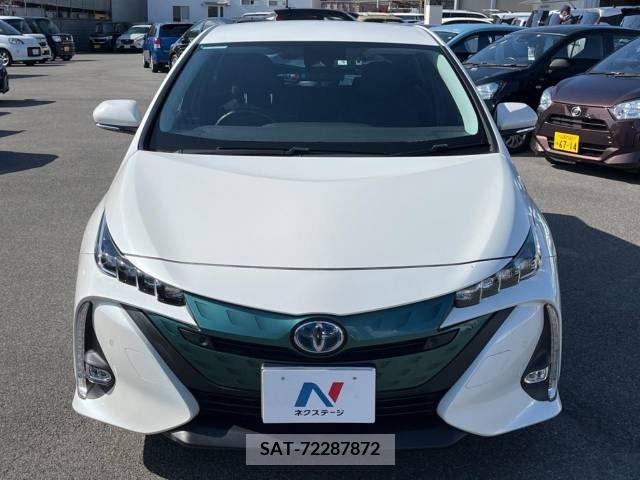 Toyota PRIUS PHV 2017-05 215867-14