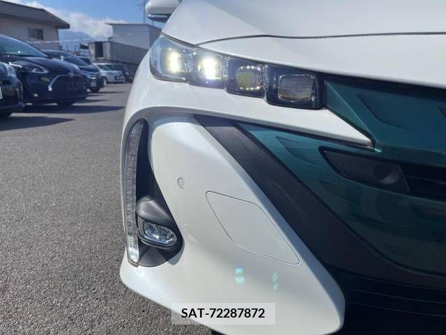 Toyota PRIUS PHV 2017-05 215867-12