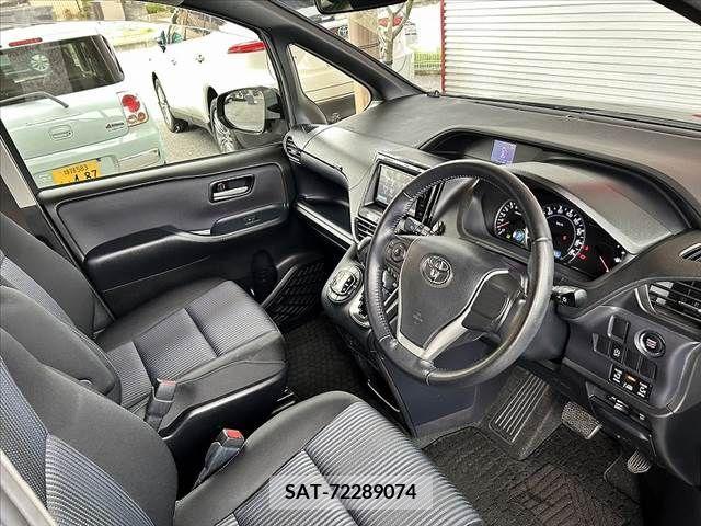 Toyota NOAH 2014-08 236940-13