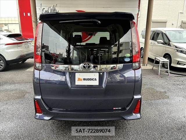 Toyota NOAH 2014-08 236940-11