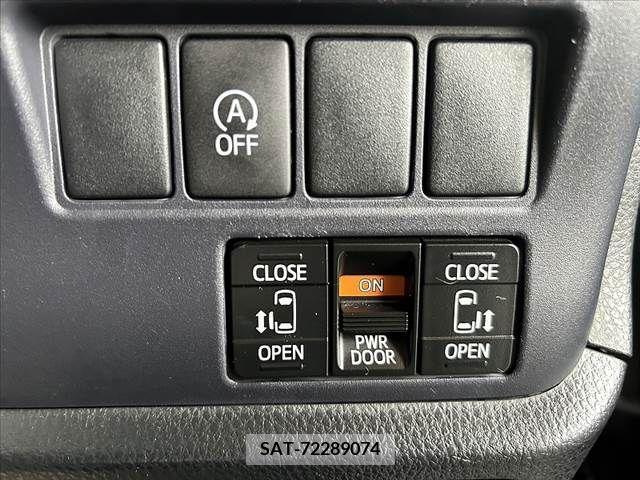 Toyota NOAH 2014-08 236940-2