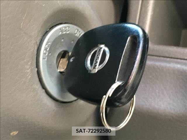 Nissan CLIPPER 2019-09 220895-18