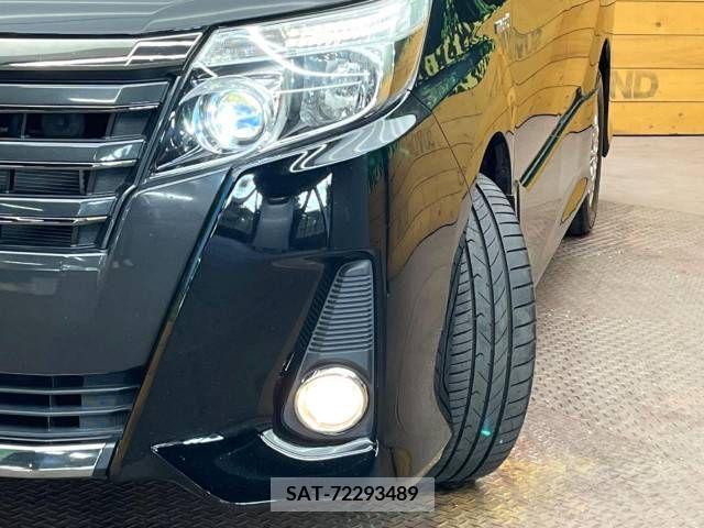 Toyota NOAH HYBRID 2017-04 365197-13