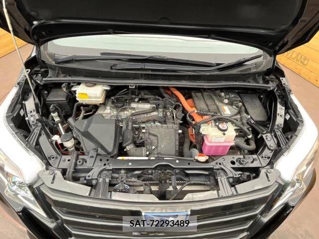 Toyota NOAH HYBRID 2017-04 365197-19