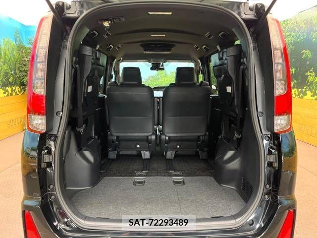 Toyota NOAH HYBRID 2017-04 365197-11