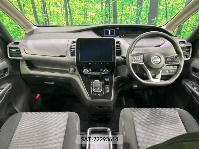 Nissan SERENA 2022-03 349718-1