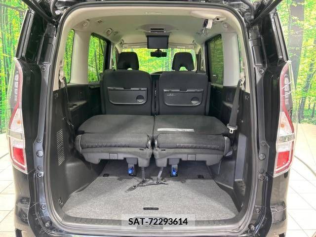 Nissan SERENA 2022-03 349718-10
