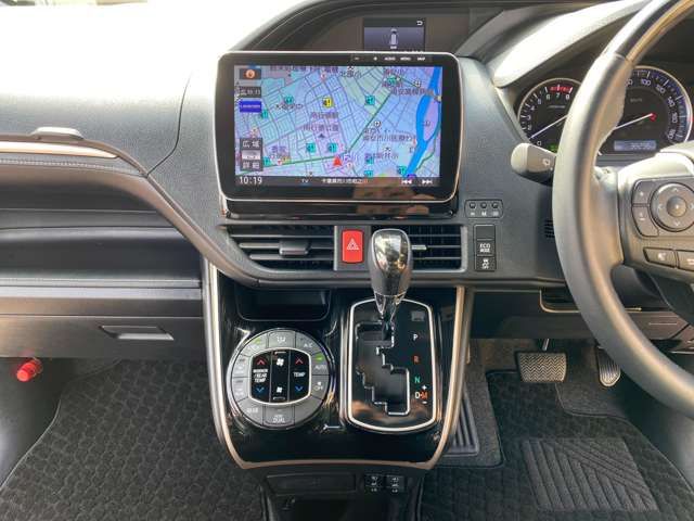 Toyota ESQUIRE 2017-05 2615-13