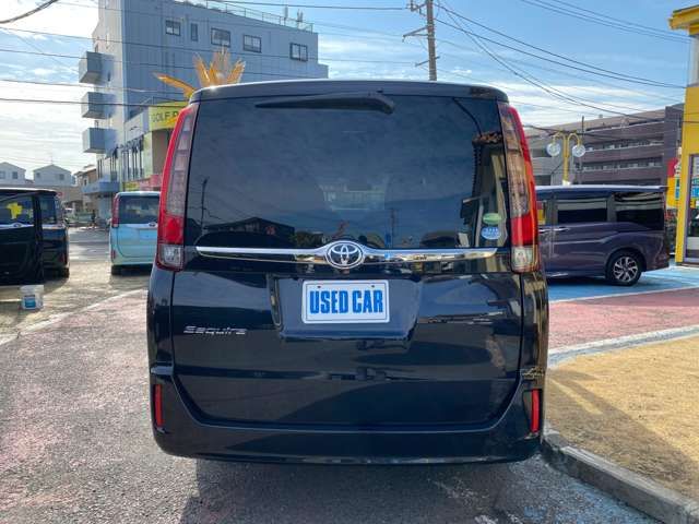 Toyota ESQUIRE 2017-05 2615-3