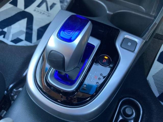 Honda FIT HYBRID 2014-09 504-17