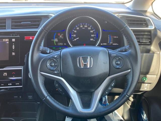 Honda FIT HYBRID 2014-09 504-16