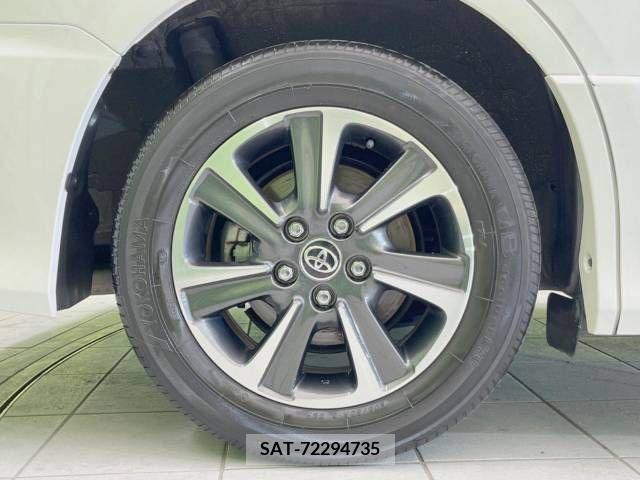 Toyota VOXY 2018-09 321582-14