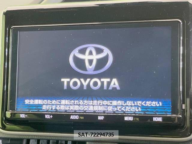 Toyota VOXY 2018-09 321582-2