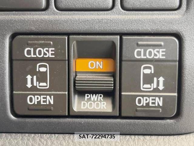 Toyota VOXY 2018-09 321582-6