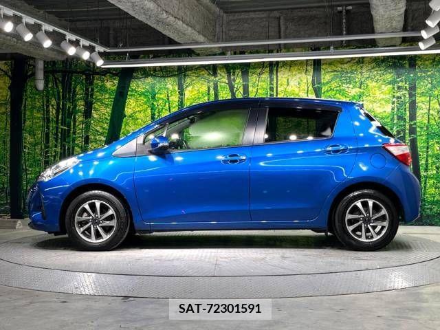 Toyota VITZ 2017-09 386906-4