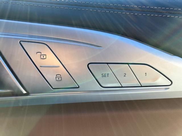 Bmw 8 SERIES 2019-11 183089-25