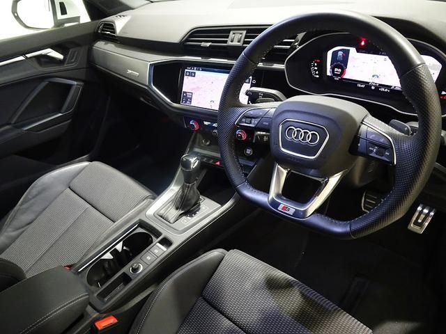 Audi Q3 2020-09 9636-7