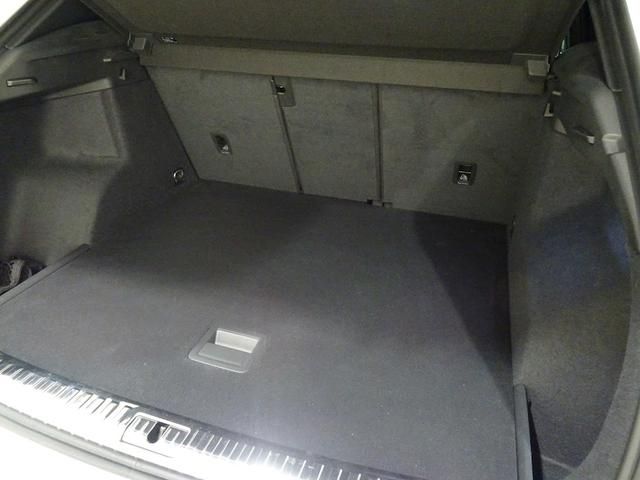 Audi Q3 2020-09 9636-17