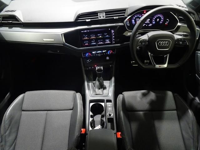 Audi Q3 2020-09 9636-6