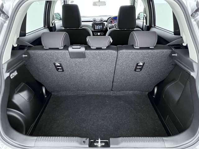 Suzuki SWIFT 2017-01 11858-9