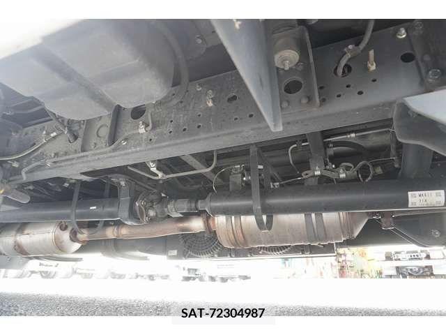 Mitsubishi ROSA 2015-05 300955-10