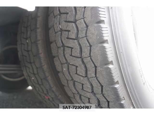 Mitsubishi ROSA 2015-05 300955-8