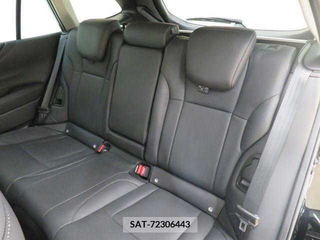 Subaru OUTBACK 2023-09 332762-12