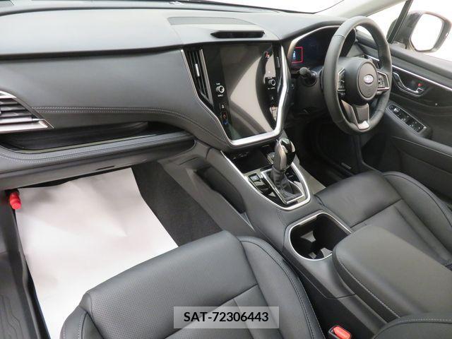 Subaru OUTBACK 2023-09 332762-1