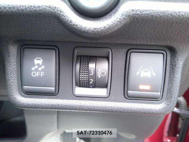 Nissan NOTE 2017-07 208325-8