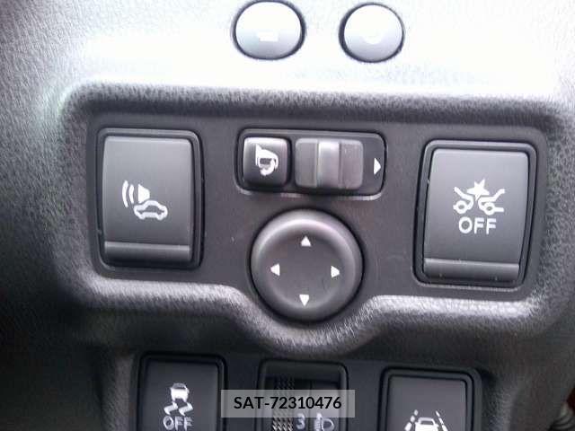 Nissan NOTE 2017-07 208325-7