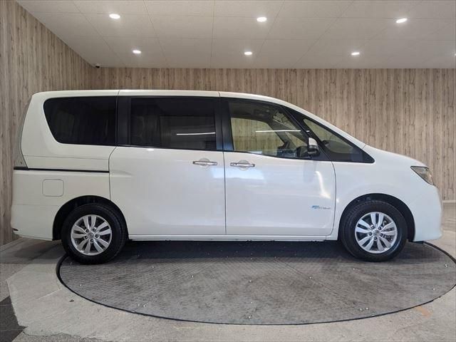 Nissan SERENA 2013-02 183713-3