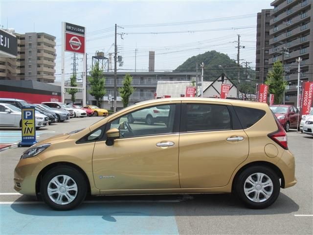 Nissan NOTE 2017-06 4158-27