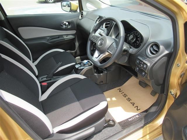 Nissan NOTE 2017-06 4158-3