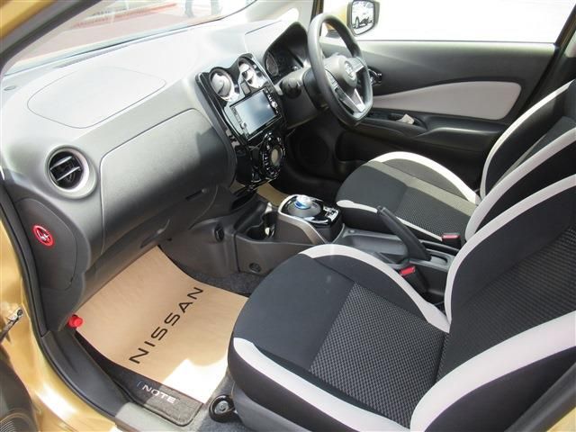Nissan NOTE 2017-06 4158-5