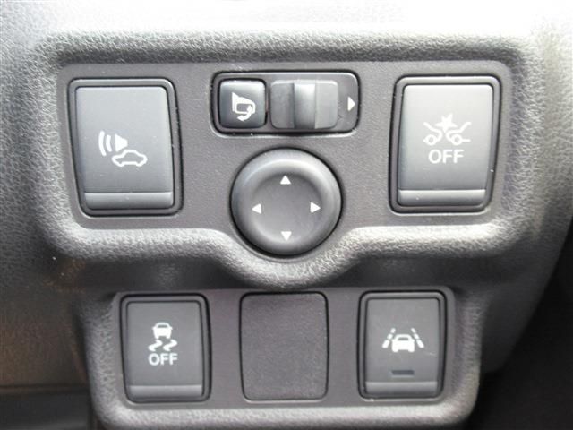 Nissan NOTE 2017-06 4158-15