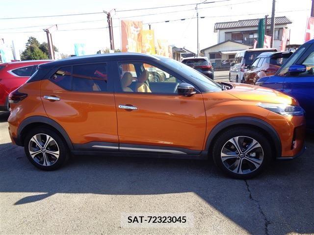 Nissan KICKS 2020-10 255428-2