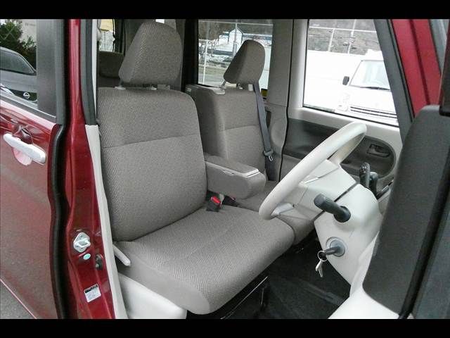 Daihatsu TANTO 2016-08 25484-8