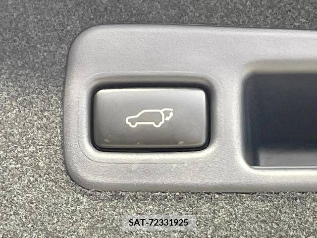 Toyota HARRIER 2017-06 341034-7