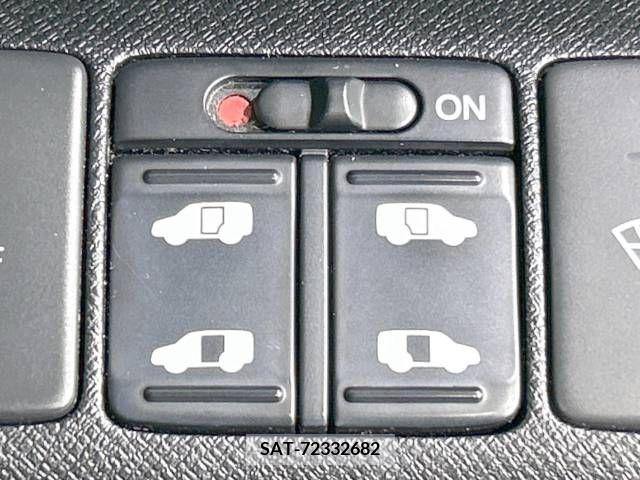 Honda e 2012-03 343158-5