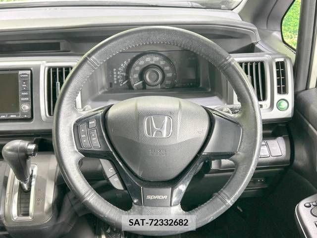 Honda e 2012-03 343158-13