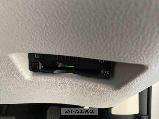 Toyota SIENTA 2018-01 298405-15
