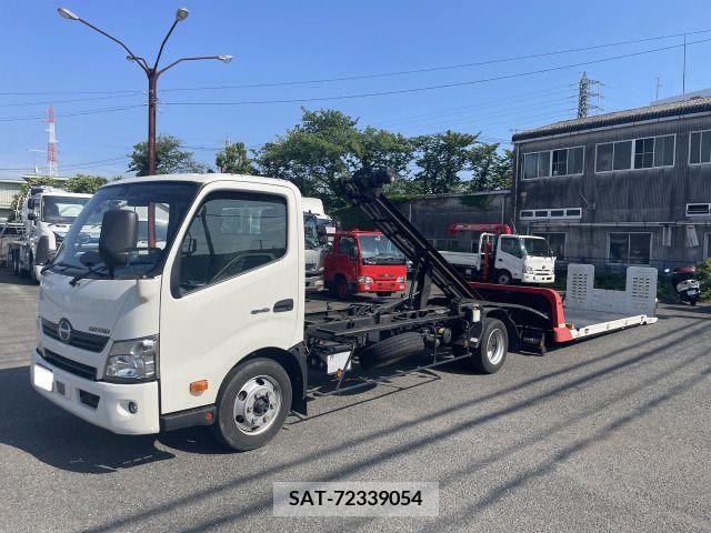 Hino DUTRO 2019-01 268719-0