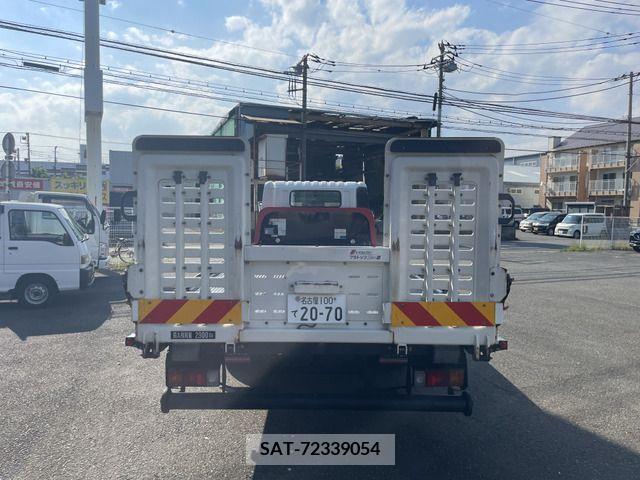 Hino DUTRO 2019-01 268719-5
